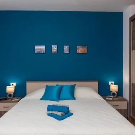 Hitri - One Bedroom With Terrace And Garden View 公寓